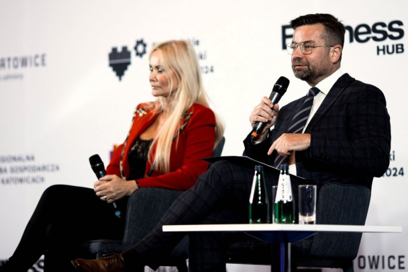 Jak zatrzymać odpływ mieszkańców – debata o depopulacji w Katowicach